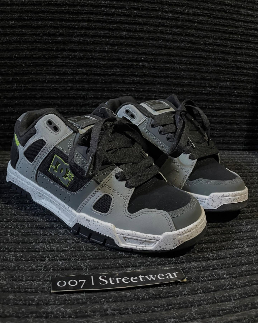 DCshoes