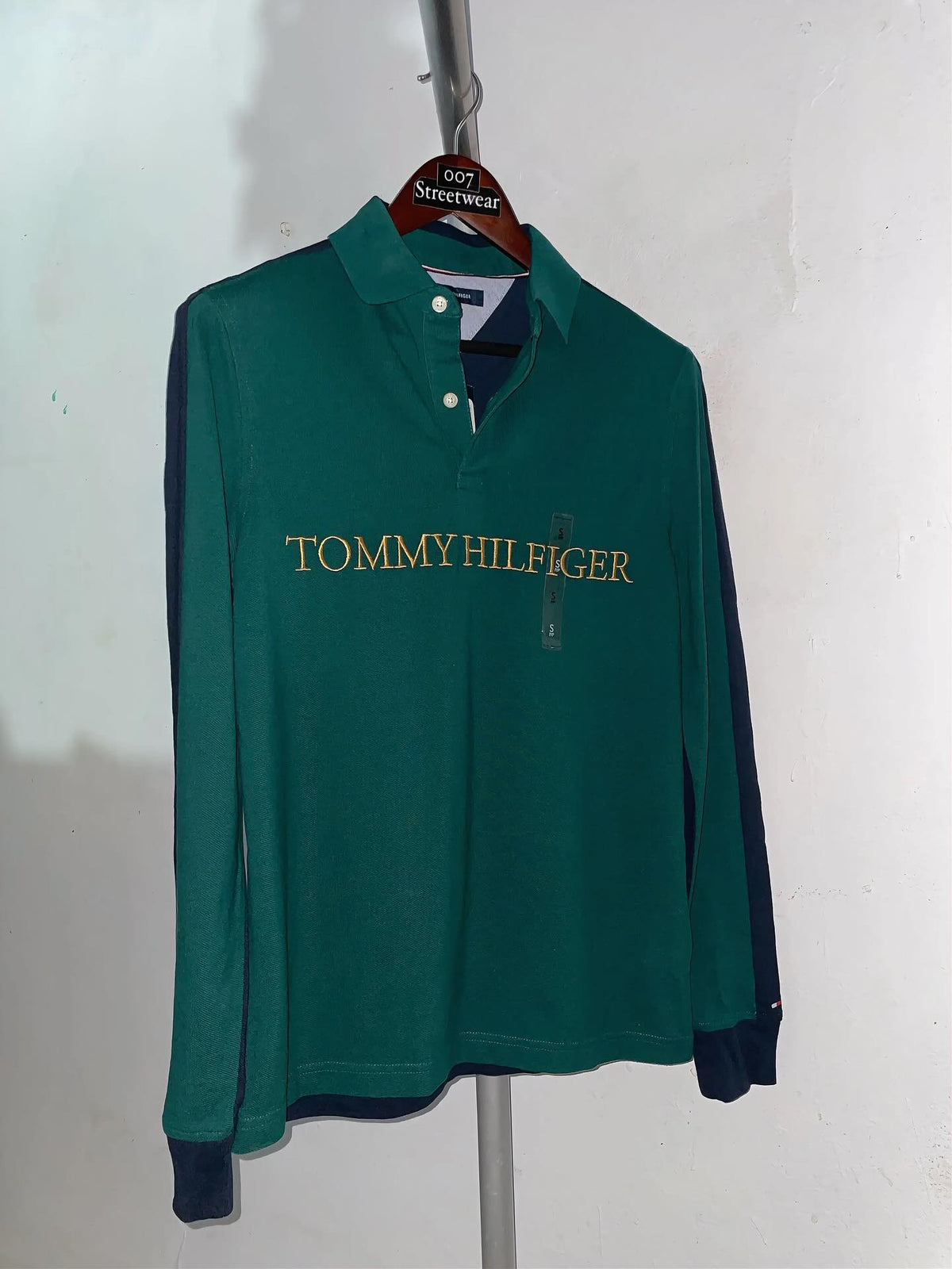 TOMMY HILFIGER